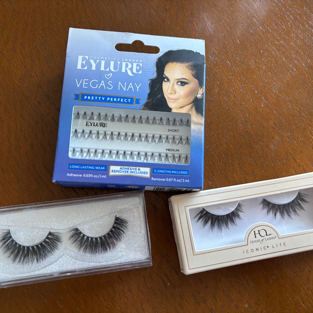 3 Boxes of Lashes